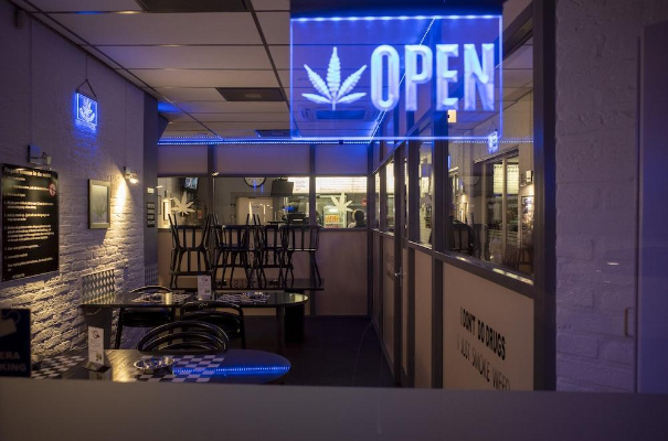 Canada online cannabis dispensary