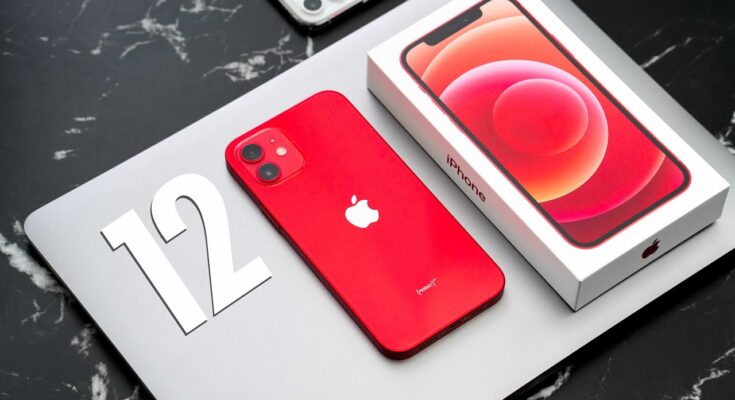 iPhone 12 Red